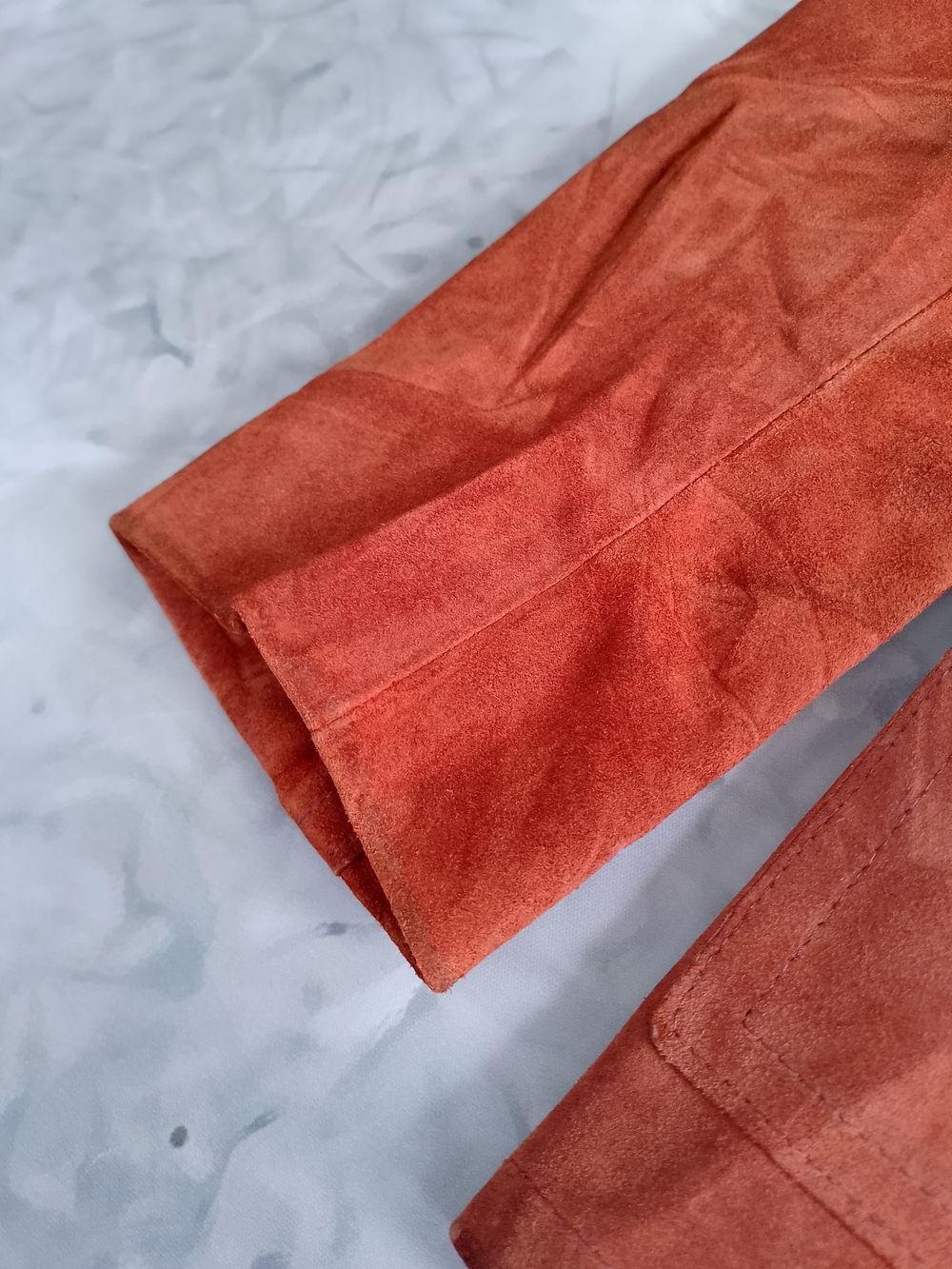 VINTAGE Suede Button-Front Jacket in Rust Orange - Picture 5 of 9
